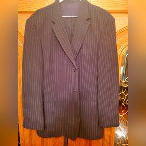 MENS Hugo Boss Suit 50L